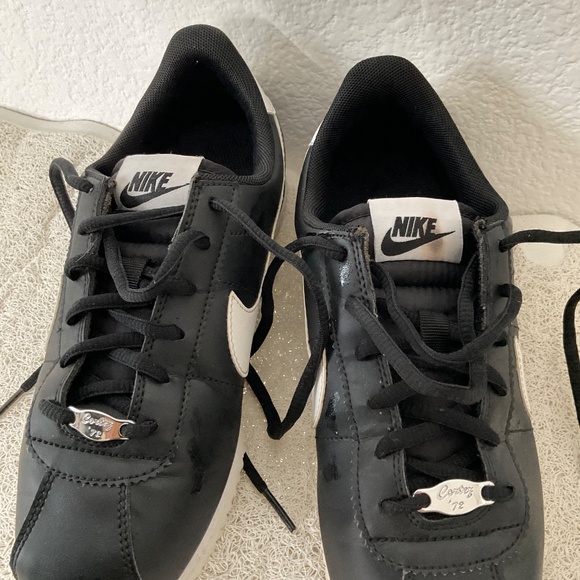 Nike Cortez 904764-001 black and white unisex Size 6 youth - Picture 10 of 10